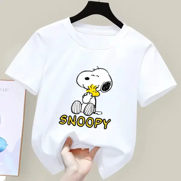 Snoopy Hug